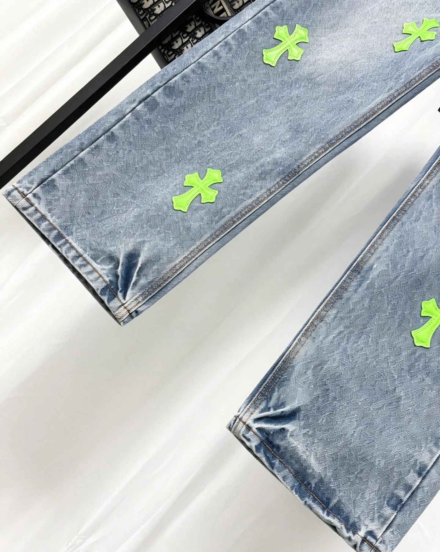 Chrome Hearts ， Light Blue ， ， ， ， ， ， Retro 。 Green ， ； ， ， ， ， 。 ， 。 Retro ， Classic ； ； Levi’s Classic V ， ， ， ， 。 ×Levis ， Genuine Leather ， 。 Retro ， 。 ， ， 。